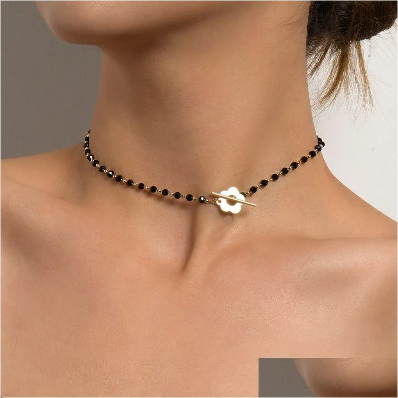 New Fashion Luxury Black Crystal Glass Bead Chain Choker Necklace For Women Flower Lariat Lock Collar Necklace Gifts