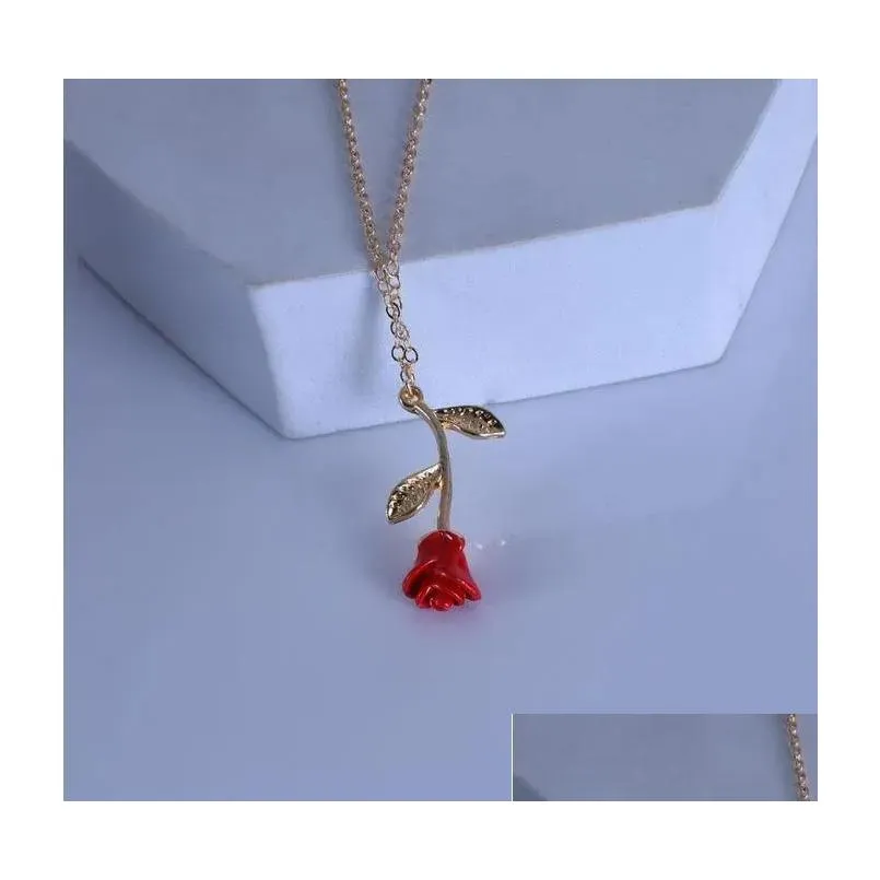 Pendant Necklaces Romantic Red Rose Necklace Valentines Day Gift For Girlfriend Designer Jewelry Accessories Drop Delivery Pendants Dhtqu