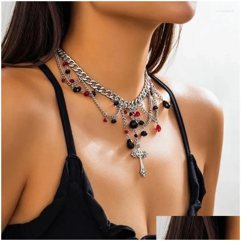 Chains Gothic Necklace With Cross Pendant Exquisite Hip Hop Charm Punk Thorn Clavicle Chain Religious Drop
