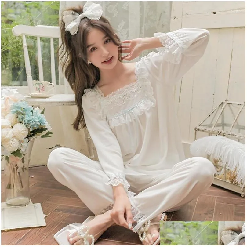 Women`s Sleepwear Female Kawaii Cotton 2Pcs Pajamas Set Princess Lace Collar Sweet Flare Sleeve Home Clothes Court Style Nightwear