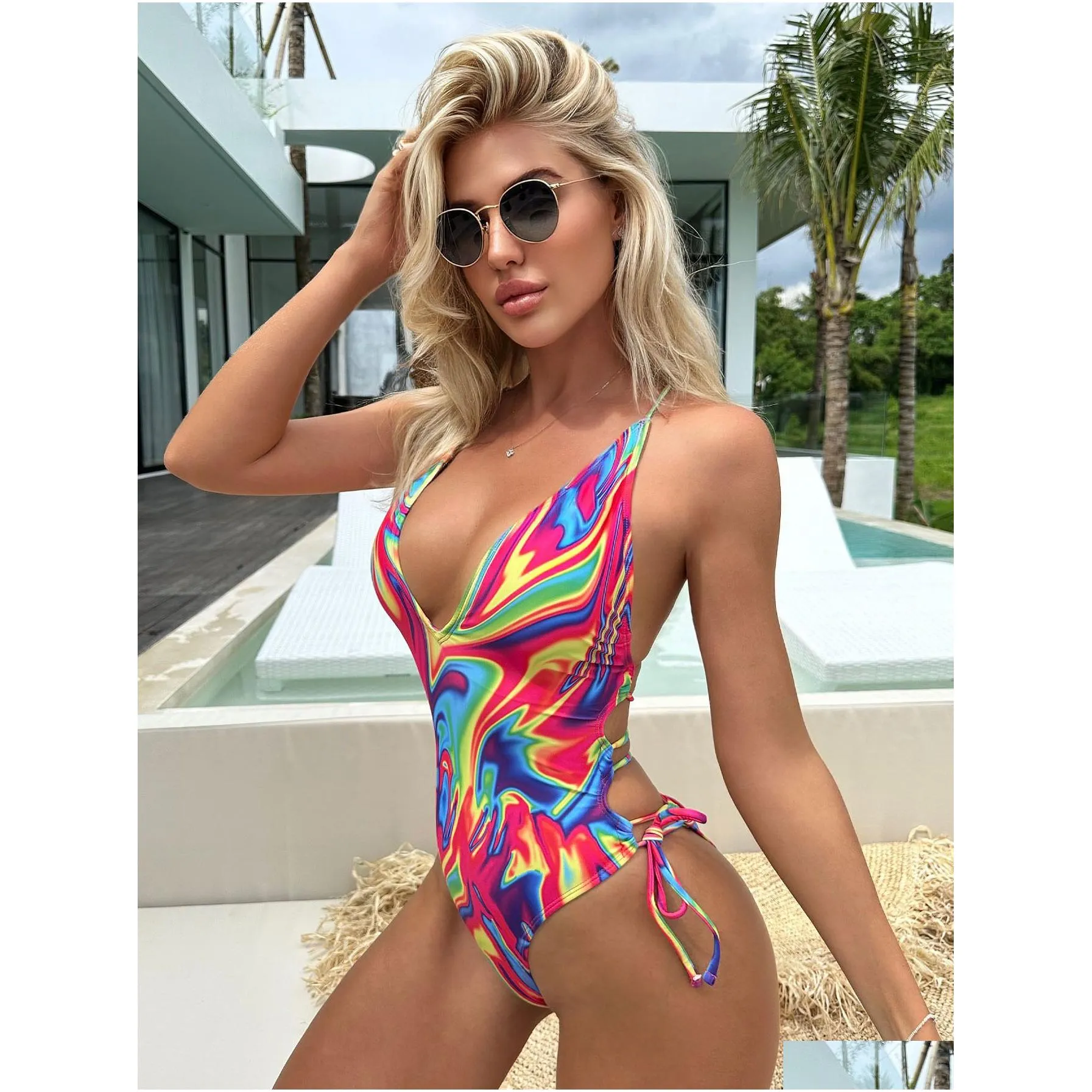 Swimsuit Women`s European and American Style Instagram Sexy Backless One Piece Bikini Swimsuit Gathering, Covering Belly, Slimming One Piece