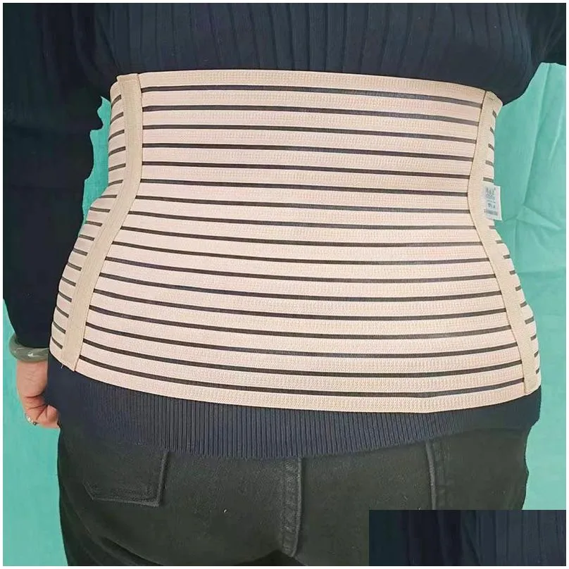 The manufacturer provides fully elastic and breathable abdominal straps that can be elastically tightened for postpartum abdominal support and