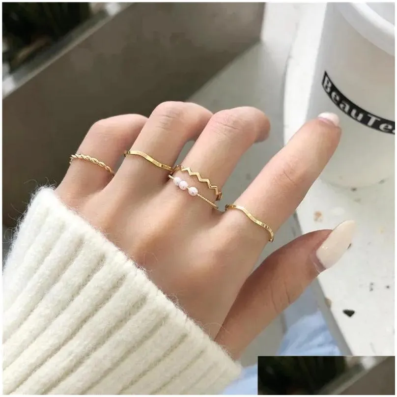 Cluster Rings 2024 5pcs/Set Geometric Boho Style Wave Shape Women Punk Gold Silver Color Ring Hip-Hop Finger Accessories