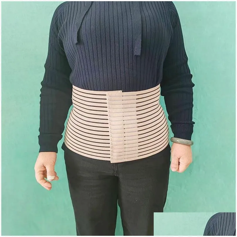The manufacturer provides fully elastic and breathable abdominal straps that can be elastically tightened for postpartum abdominal support and