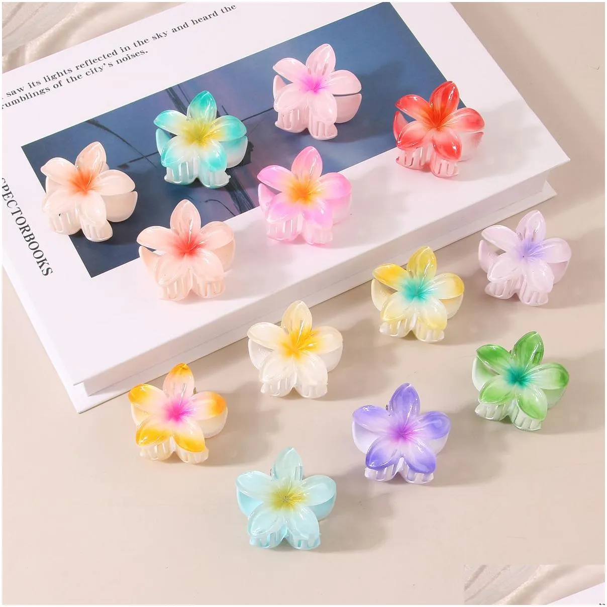 4cm Candy Color Women Fashionable Hair Clips Cute Mini Flower Shaped Hair Claw Clips Girls Sweet Headwear Styling Hair Accessories Tool