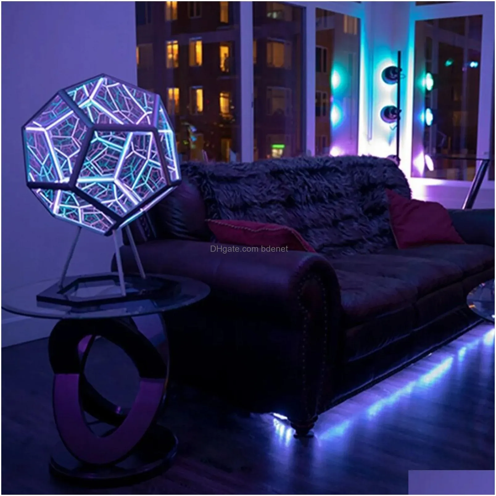 Decorative Objects & Figurines Christmas Infinite Dodecahedron Color Art Light Usb Charging Lamp Home Desktop Decoration Aesthetic Roo Dhnoi