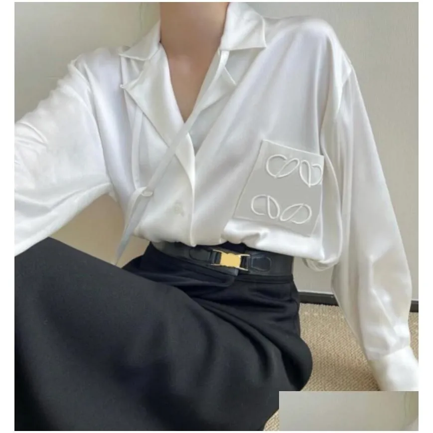 Women Silk Blouses Mens Designer Tshirts with Letters Embroidery Fashion Long Sleeve Tee Shirts Casual Tops Clothing Black White