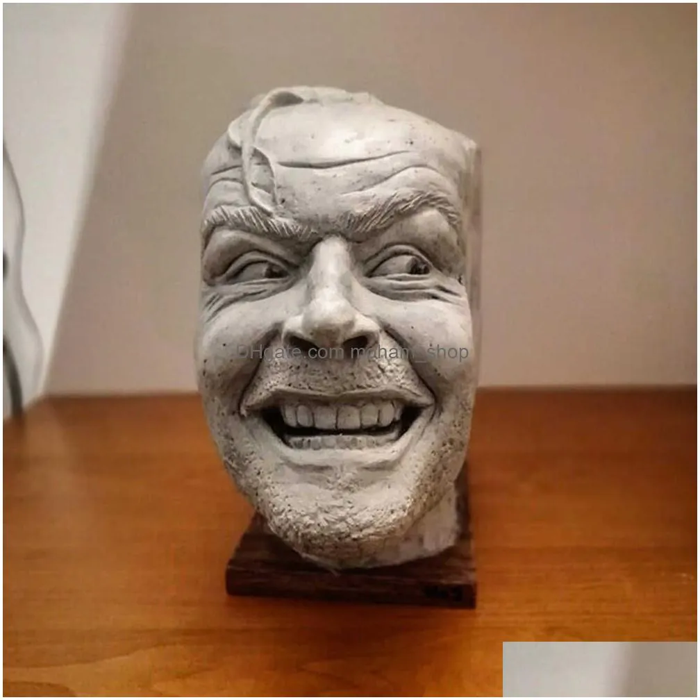 sculpture of the shining bookend library heres johnny sculpture resin desktop ornament book shelf b88 210607332s