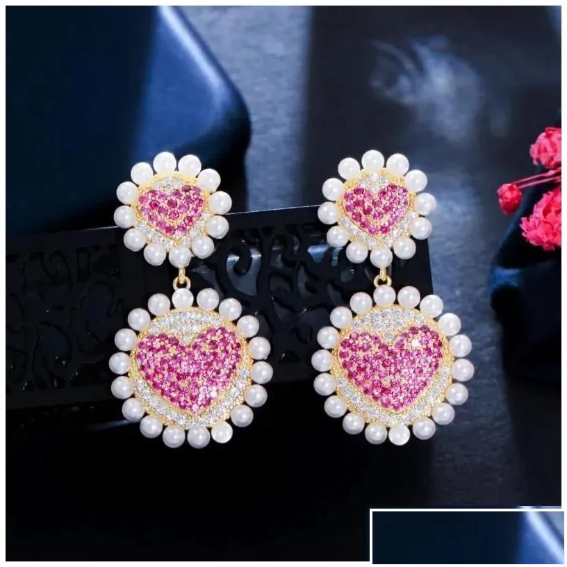 Dangle Chandelier Earrings Cwwzircons Pink Heart Shape Imitation Pearl Cubic Zirconia For Women Engagement Dress Jewelry Cz937 Drop De