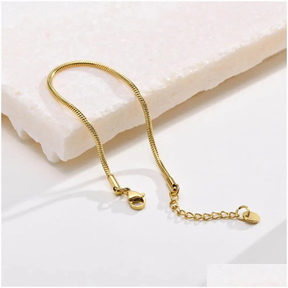 New Punk Fashion 1.5mm Snake Bone Chain Bracelet For Women Golden Color 14k Yellow Gold Bracelets Female Jewelry Christmas Gift
