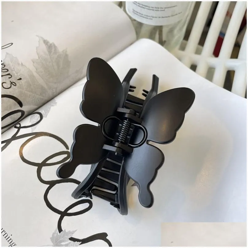 New Big Butterfly Hair Clip Thickened Butterfly Buckle Back Head Scoop Grab Clip Versatile and Elegant Style Simple Hair Accessories Shark