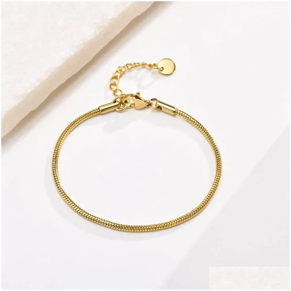 New Punk Fashion 1.5mm Snake Bone Chain Bracelet For Women Golden Color 14k Yellow Gold Bracelets Female Jewelry Christmas Gift