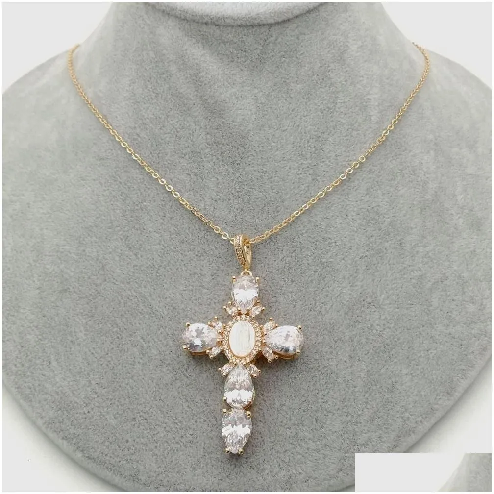 Charms 17.5Shell Pearl Cubic Zirconia Micro Pave Necklace Virgin Mary Cross Pendant Necklacerelius Style For Women Girl 230613 Drop D Dhofa