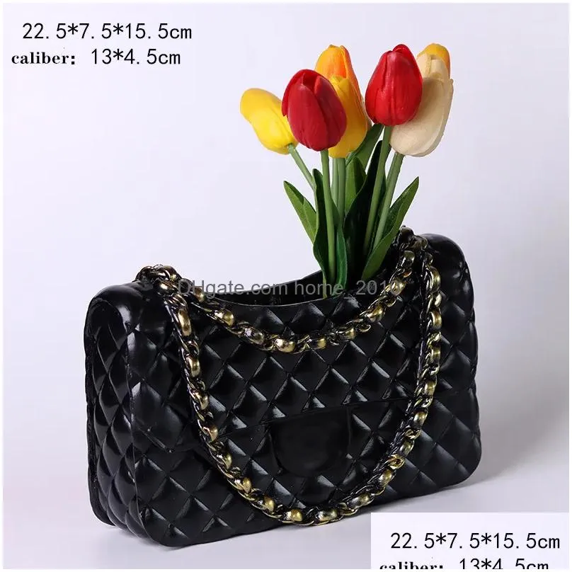 designer bag shape vase home tabletop decoration vase personalized solid color chain bag vase dry flower decoration basket decoration vase white black