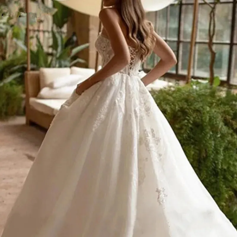 Glamorous Sweetheart Gown Wedding Dresses Sexy Open Back With Long Court Train Bridal Gowns Sleeveless Formal Bride Dress Vestidos YD