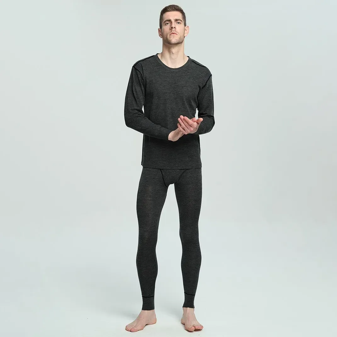 Men s Thermal Underwear 100 Merino Wool Winter Warm set Breathable 200gsm weight Tops Pants Set 230830