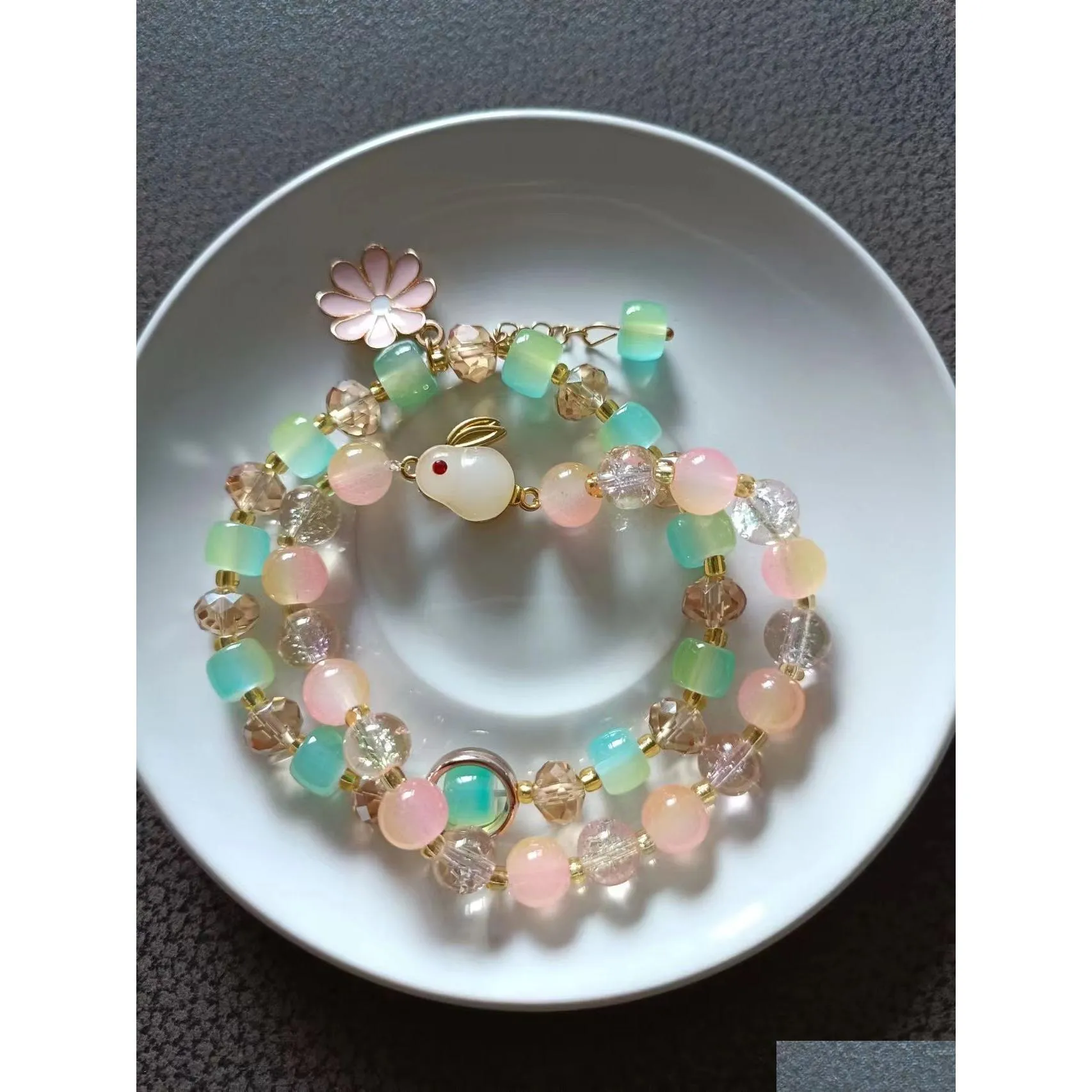 Fashion Women`s jewelry crystal Beaded bracelet for Jade Rabbit jewelry Lady Elegant High-end luxury Imitation jades bracelet