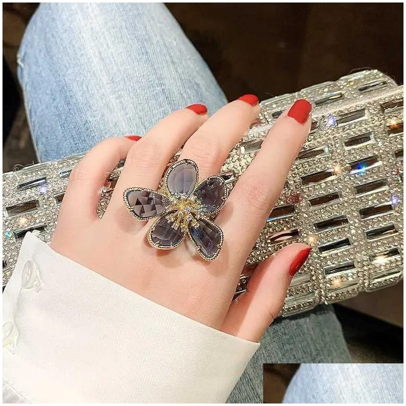 Band Rings MOONROCY Trendy Rings Gold Color Blue Gray White Red Big Flower Crystal Party Jewelry for Women Gift Dropshipping Wholesale