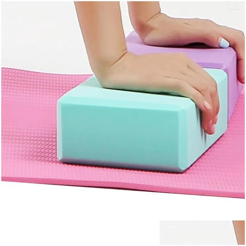 Yoga Blocks 2pcs Block High Density Thickening EVA Brick Improve Strength And Aid For Dance Fitness Gym ( )