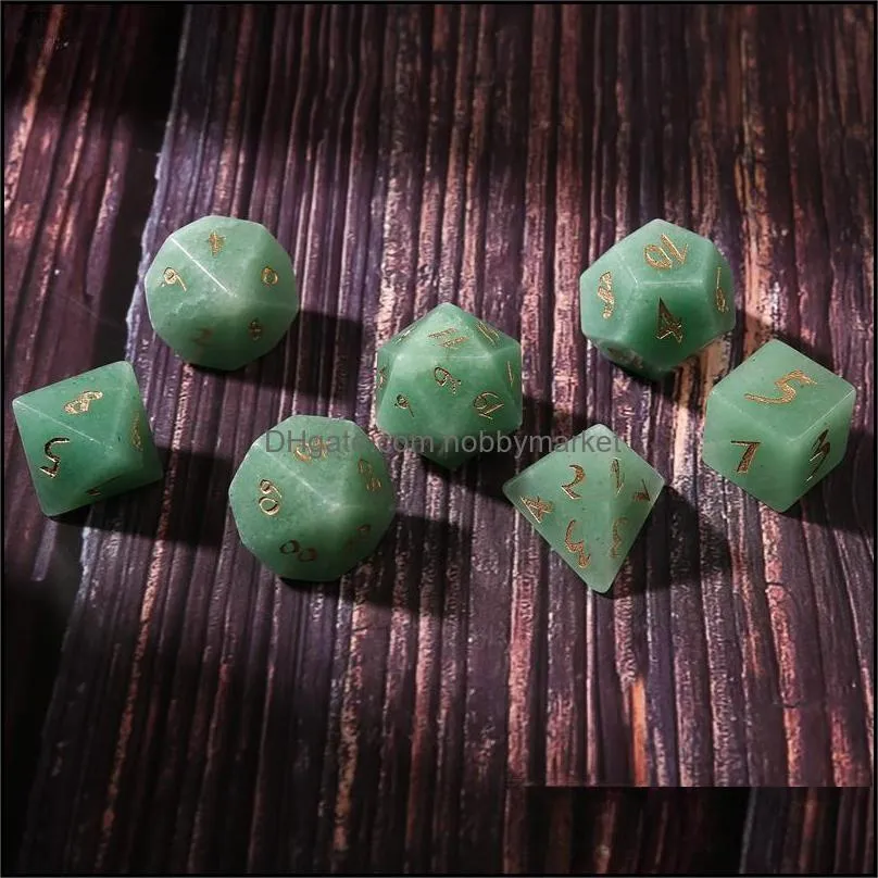 Natural Green Aventurine Loose Gemstones Engrave Dungeons And Dragons Game-Number-Dice Customized Stone Role Play Game Polyhedron Crystal Dice Set