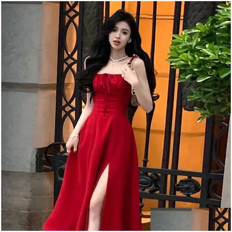 Basic & Casual Dresses French Elegant White Strap Midi Dress Summer Evening Party Women Beach Sleeveless Lace-Up Red Korean 240115 Dr Dhzlp