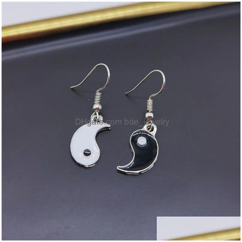 women asymmetric charm gossip tai chi yin yang white black friendship couple pendants dangle earrings jewelry