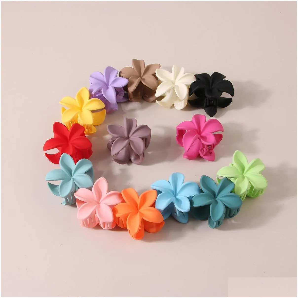 Matte Candy Color 4cm Flower Hairclip Hair Ponytail Holder Grip Hawaiian Vacation Flower Hair Claws Fashion Hair Accessory 023