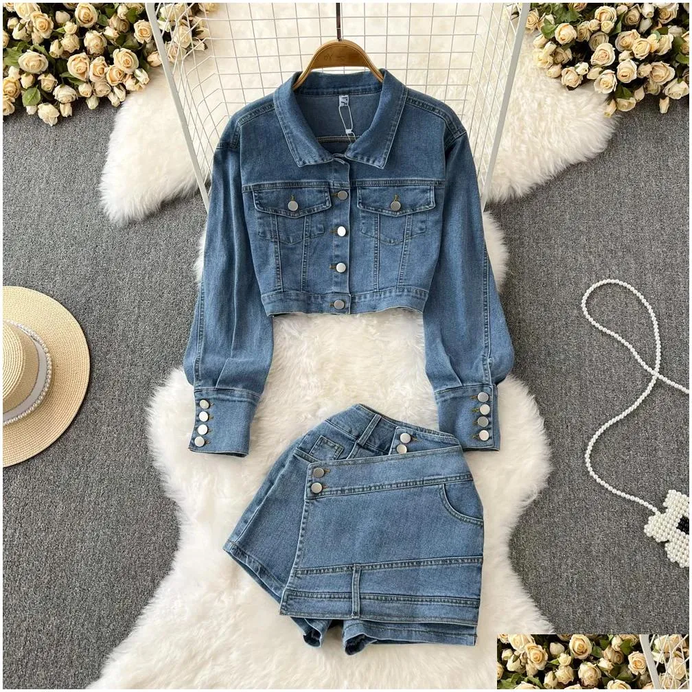 Womens Two Piece Pants DEAT Casual Set Lapel Long Sleeved Loose Denim Jacket Fake Twopiece High Waist Slim Shorts Spring 11XX01021