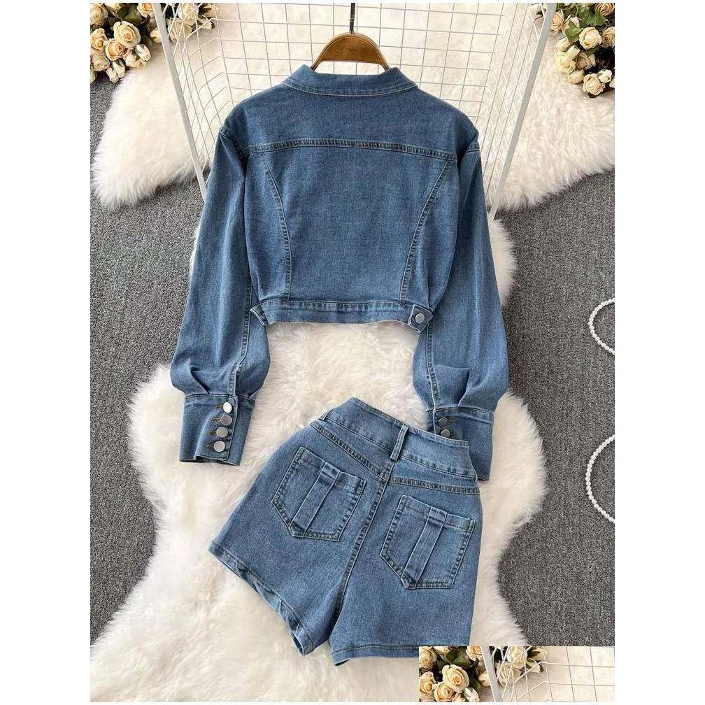 Womens Two Piece Pants DEAT Casual Set Lapel Long Sleeved Loose Denim Jacket Fake Twopiece High Waist Slim Shorts Spring 11XX01021