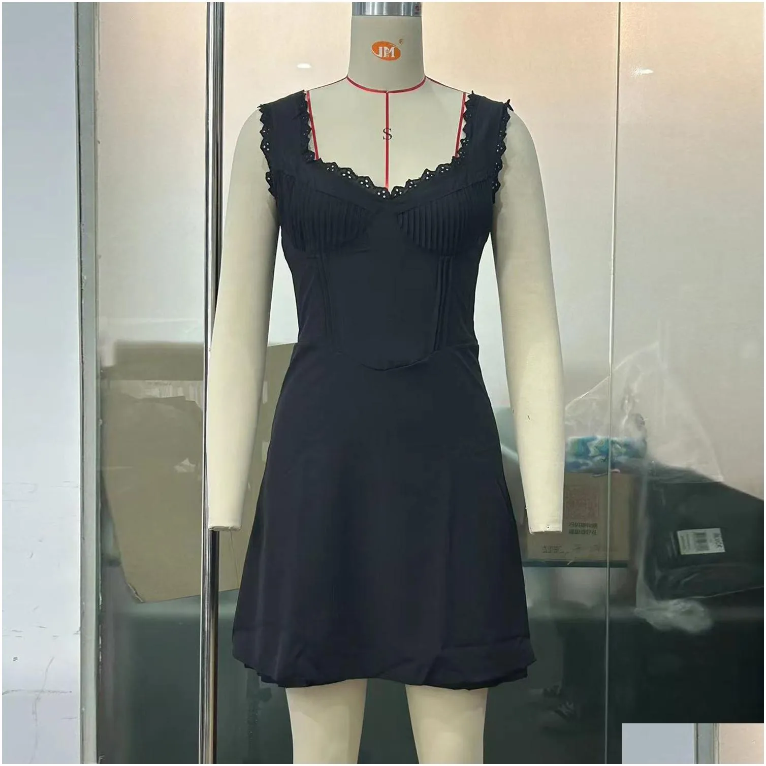 Basic & Casual Dresses Womens Hollowed Out Lace Suspender Dress New Y Backless Girl Women Su3119 230130 Drop Delivery Apparel Women`S Dhl45