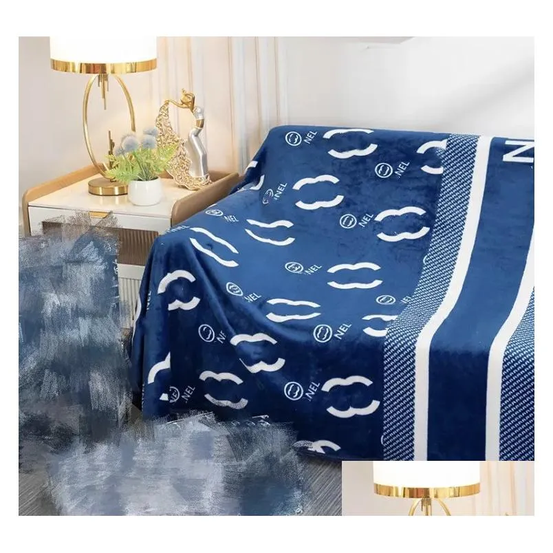 Luxury designer blue blanket white letter logo warm blanket comfortable blanket room decoration blanket 150X200cm with Gift Box