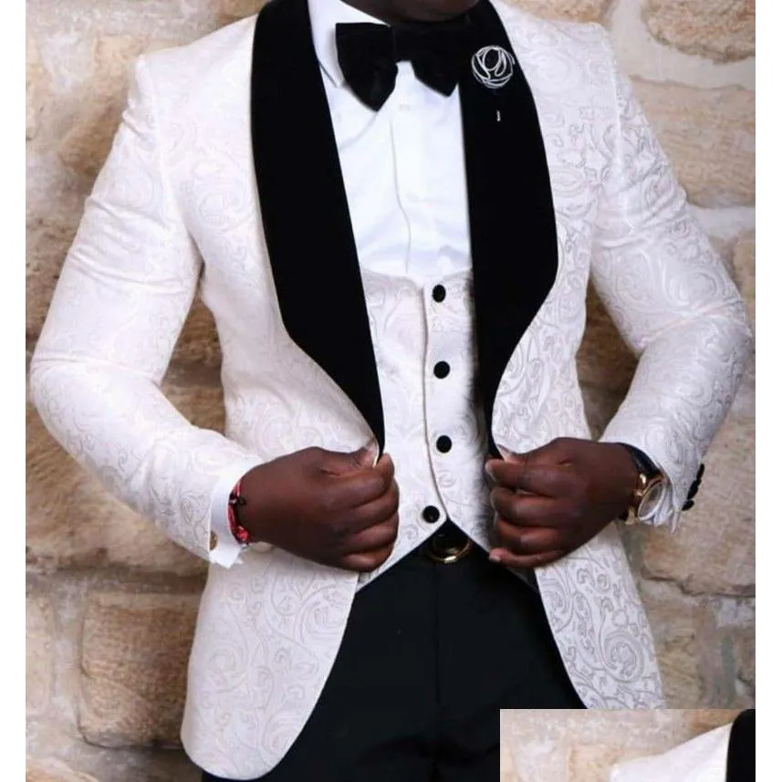 Groom Tuxedos Groomsmen Red White Black Shawl Lapel Best Man Suit Wedding Men`s Blazer Suits Custom Made (Jacket+Pants+Tie+Vest) K90