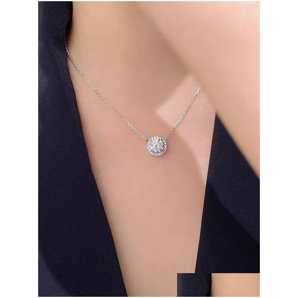 Luxury Pendant Necklace Soleste Brand Designer S925 Sterling Silver Shinning Round Zircon Charm Short Chain Choker With Box Party Gift For Women