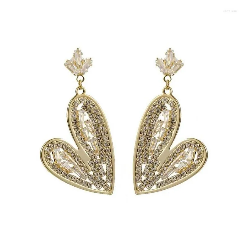 Dangle Earrings 2023 Luxury Heart Drop Fashion Elegant Crystal Earring Trendy Shiny Rhinestone Ear Wedding Party Jewelry Eh029