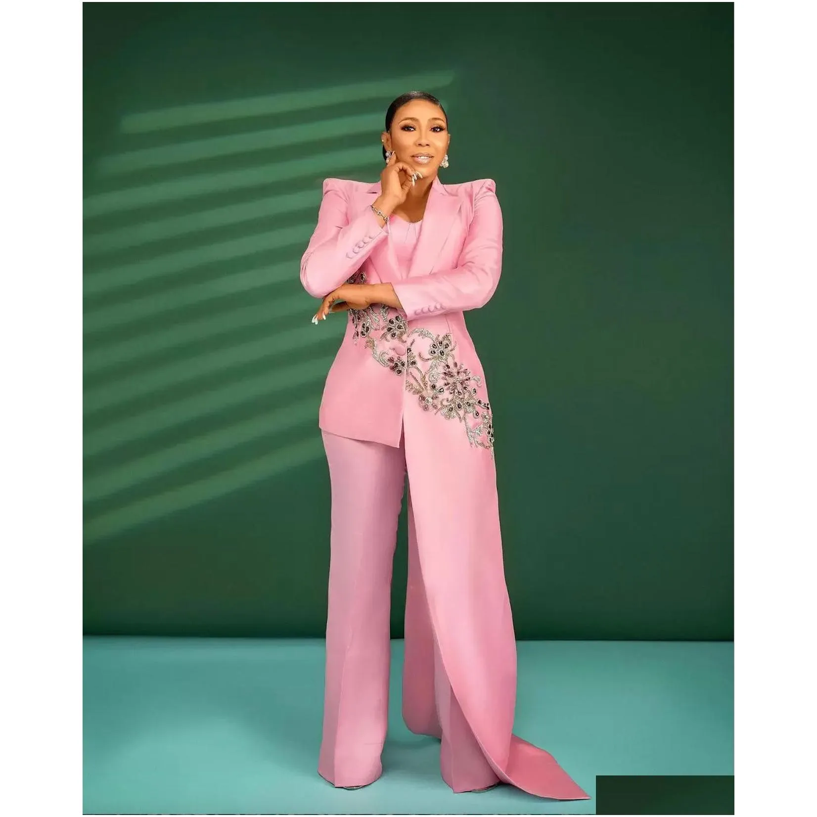 Hot Pink Red Carpet Fashion Women Pants Suits 2 Pieces Slim Fit Crystal Beads Prom Evening Party Wear