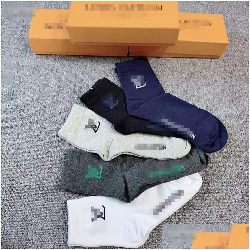 Men`S Socks 2021 High Quality Cotton Sports With Street-Style Striped Basketball For Men And Women 5 Pieces/Piece Ezryhz Drop Deliver Dhs3F