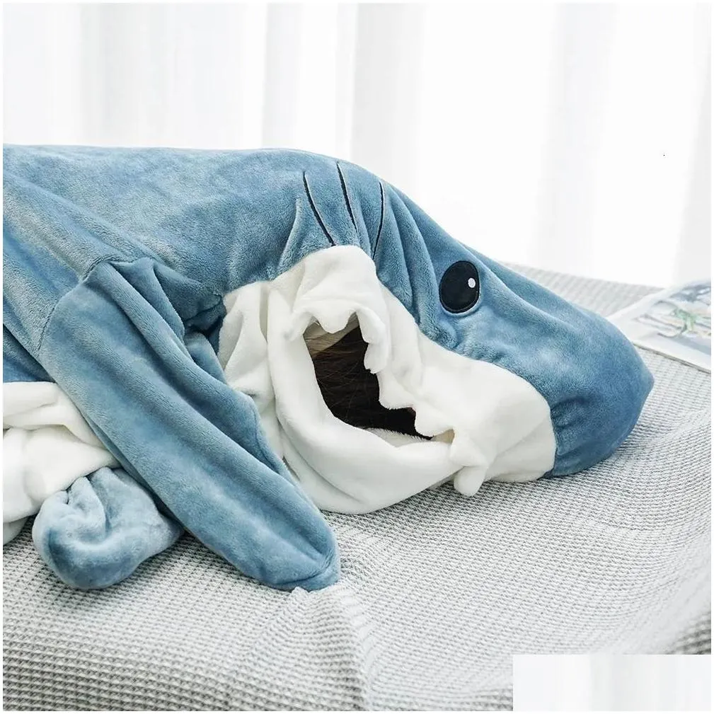 Blankets Cartoon Shark Sleeping Bag Pajamas Office Nap Shark Blanket Karakal High Quality Fabric Mermaid Shawl Blanket For Children Adult