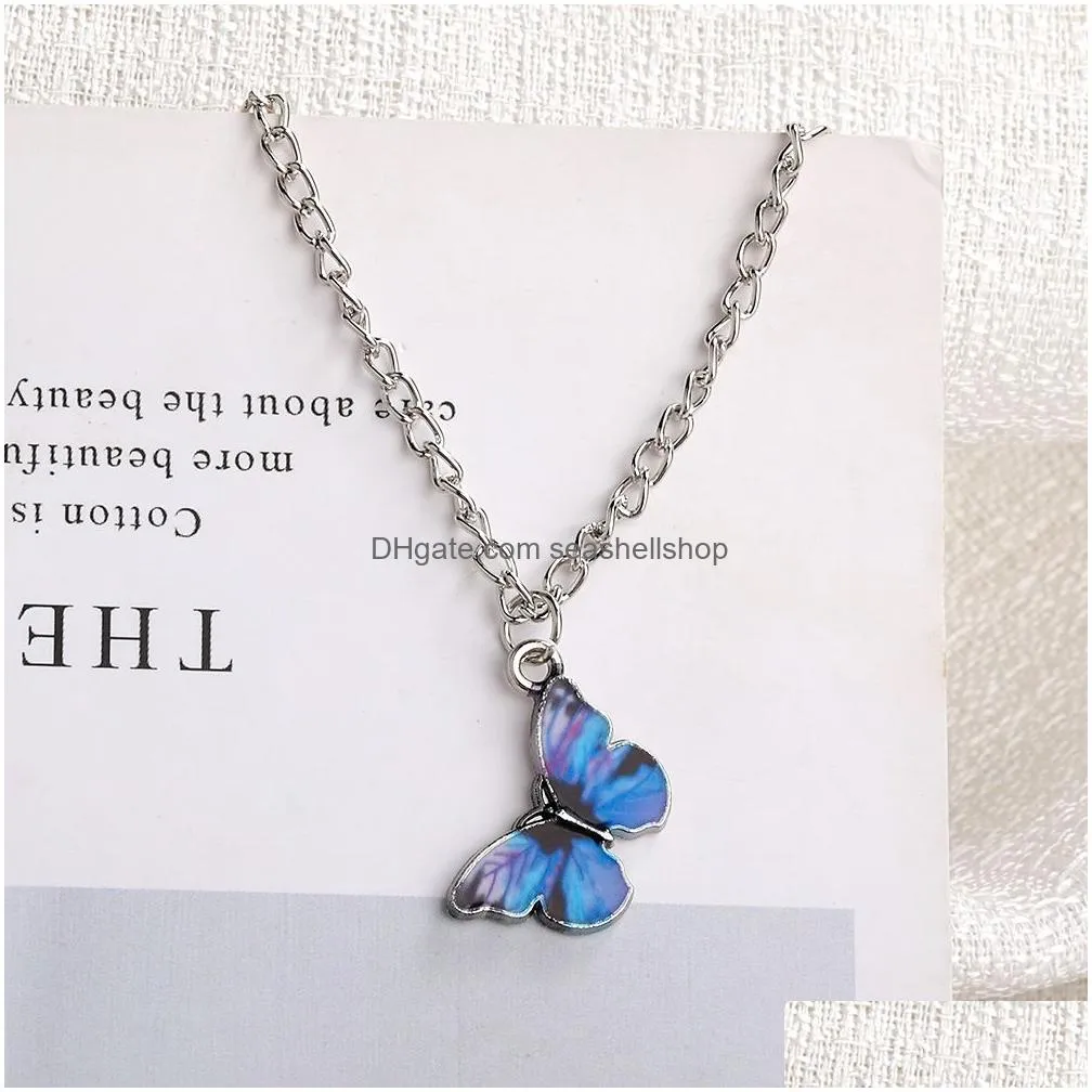 fenale Butterfly necklace exquisite lady clavicle pendant necklaces random mixed