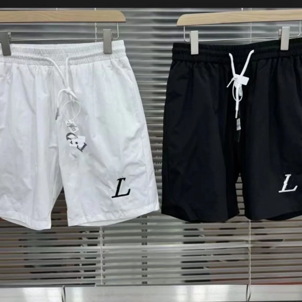 Designer Shorts Men's letter-printed Sports Men's Shorts Casual Sports Loose oversized style drawstring knee length shorts