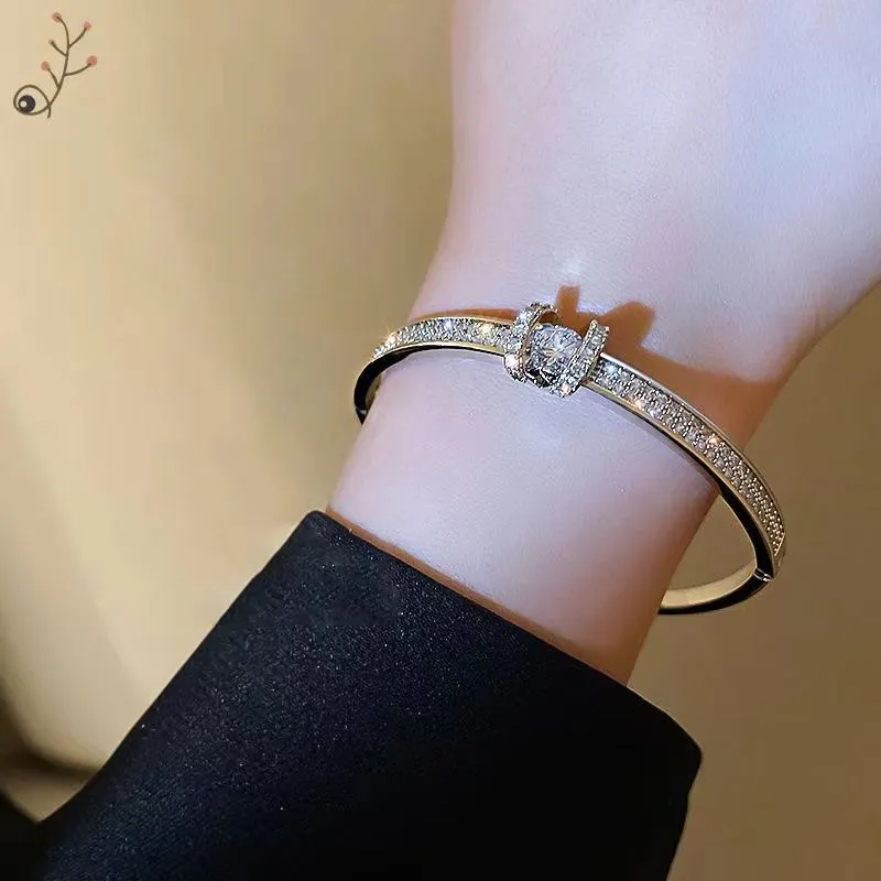 S Designers Designer Charm Jewelry Bangle Women Top Quality High Sense Diamond Bracelet Celebrity Temperament Versatile Jewelrys