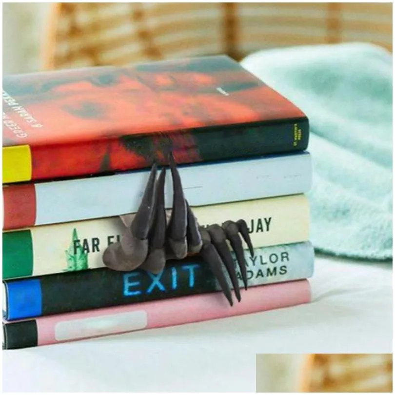 Unique Funny Bookmarks for Adult Thriller Devil`s Hand Bookmarks Halloween Gift 220818