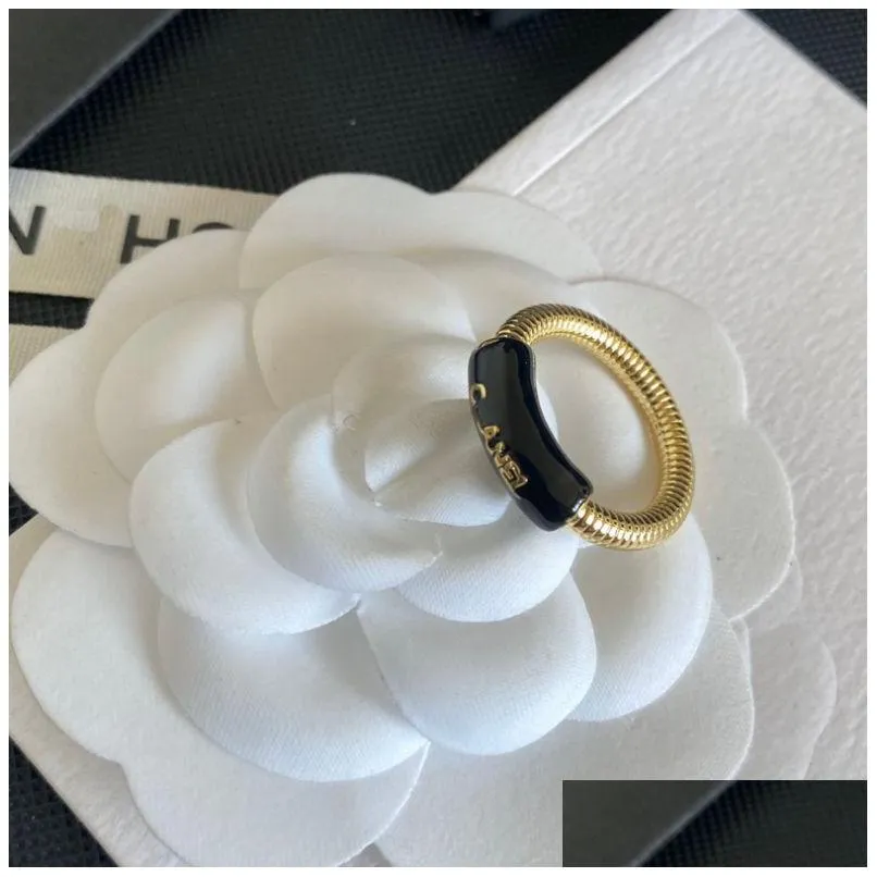 Classic Couple Ring Charm Fashion Women Style Rings Luxury Designer Quality Elegant Premium Jewelry Accessories Size7 Never Fade Precious Holiday Gift