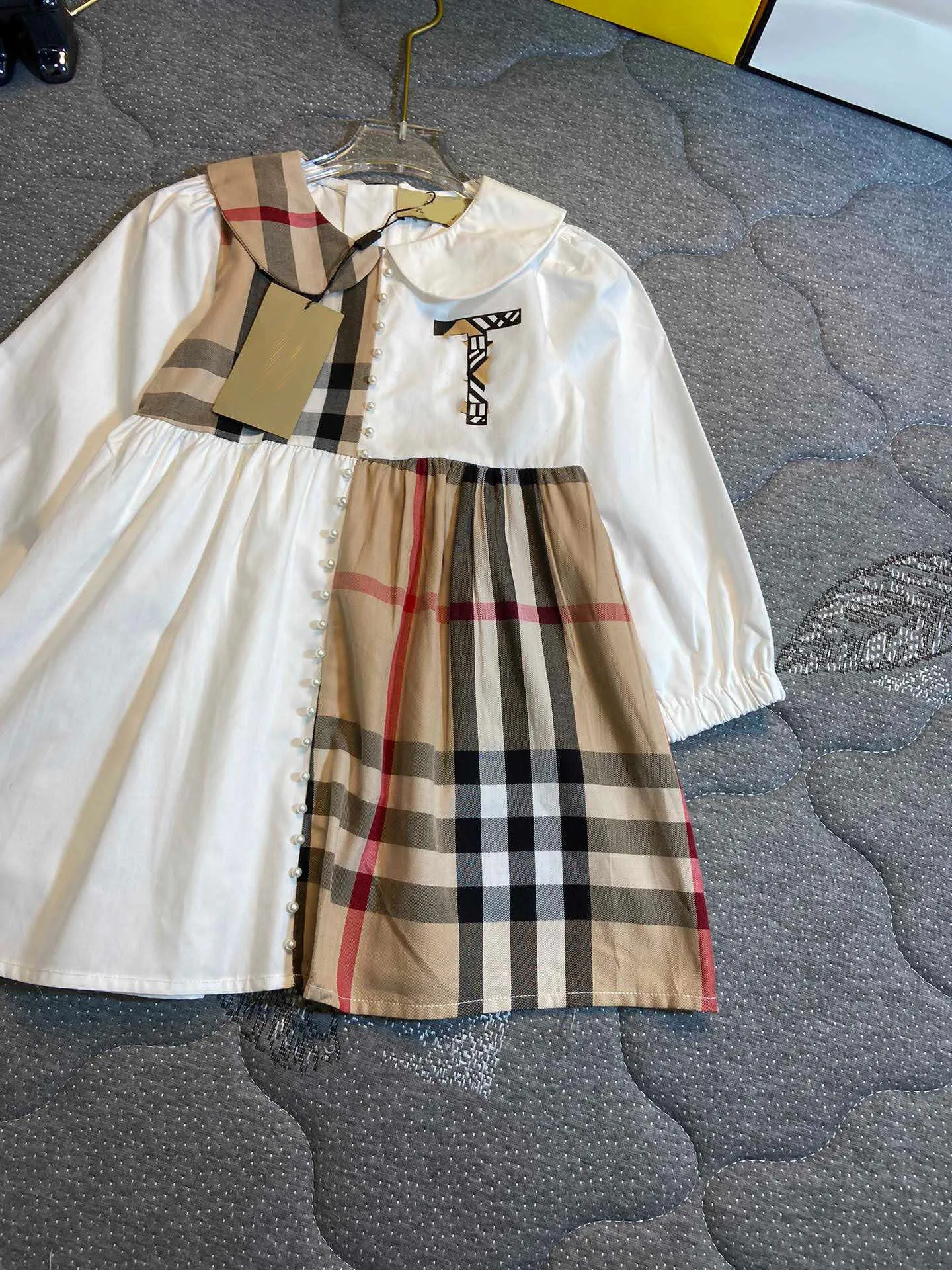 designer Dress for girl fashion baby clothes Khaki Splicing design Kids frock Size 90-140 CM Long sleeved lapel Child skirt Sep25