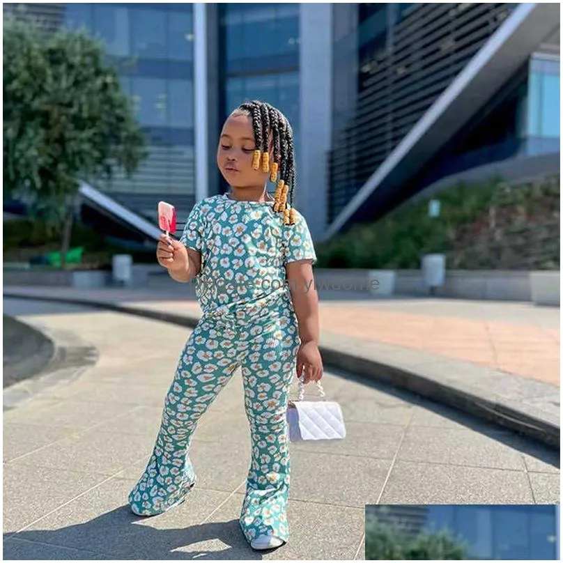 Clothing Sets 2023 Girls Tracksuit Two Piece Pants Set Daisy Topsaddflare Leggings Suit Floral Print Boutique Kids Clothes Y2K Trouser Dh4De