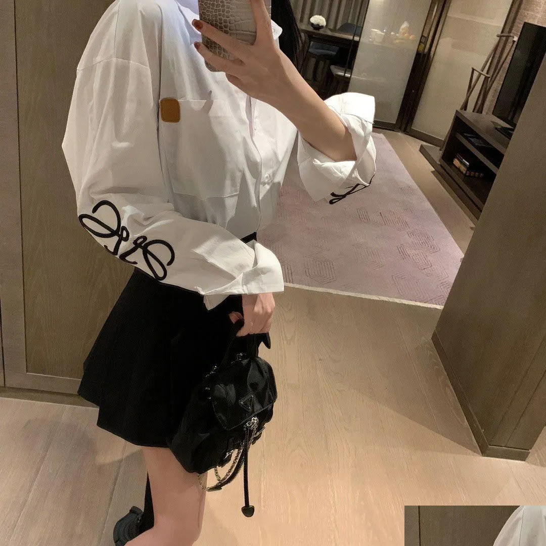 early autumn logo embroidery pocket small leather label shirt simple and fashion versatile age reducing top