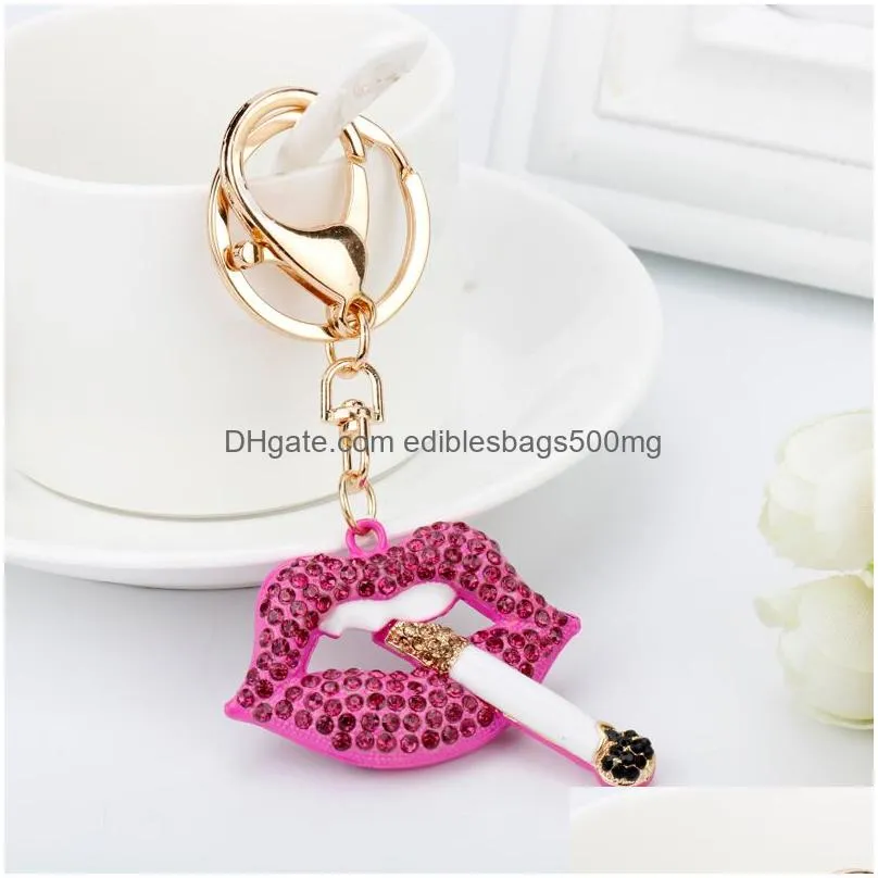 Other Home Decor 2021 Fashion Sexy Rose Red Lip Crystal Cigarette Keychain Charm Pendant Rhinestone Car Purse Handbag Key Chain Ring Dhn2Q