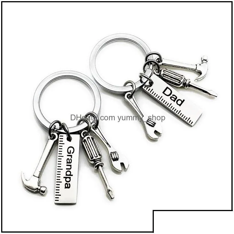 Keychains Lanyards 50Pcs/Lot New Stainless Steel Dad Tools Keychain Grandpa Hammer Screwdriver Keyring Father Day Gifts1 85 W2 Dro