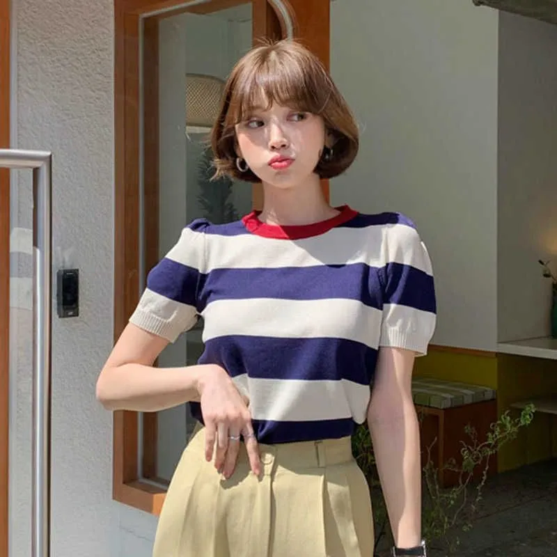 WOMENGAGA Korea Spring Summer T-shirt Women`s Thin Loose Simple Short Puff Sleeve Stripe Pullover Tees Asian Girls 86AY 210603