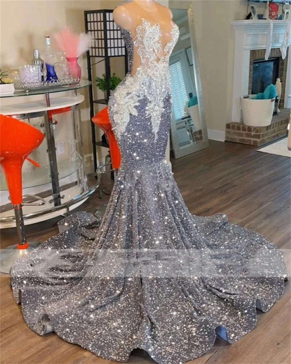 Shinning Silver Sequin Mermaid Prom Dresses Luxury Sheer Neck Lace Appliques Evening Gowns Plus Size Birthday Party Gowns For African Girls Robe