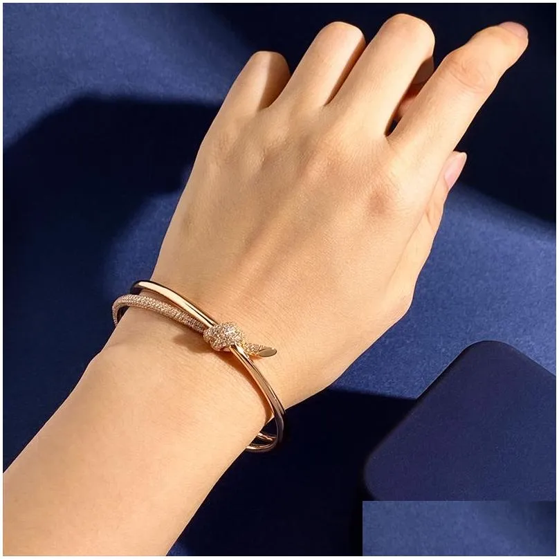 Bangle New Fashion T Letter Knot In Rose Gold With Diamonds Women Earring Bracelet Ring Designer Jewelry Tn0220 Drop Delivery Bracele Dh5Bg